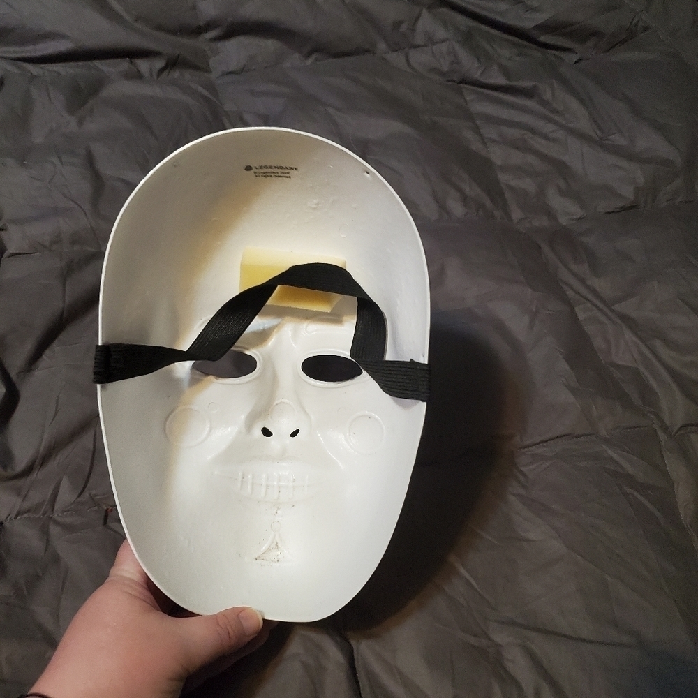 Mask - Picture 3 of 3
